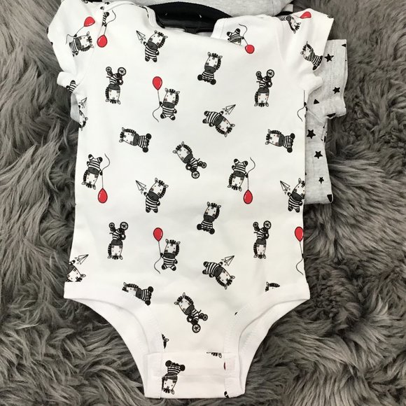 Rococo | Infant Bodysuit Set | 4 Pack | Black, White & Grey | 3 Months - Picture 3 of 4